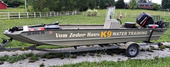 Vom Zeder Haus K9 Water Training